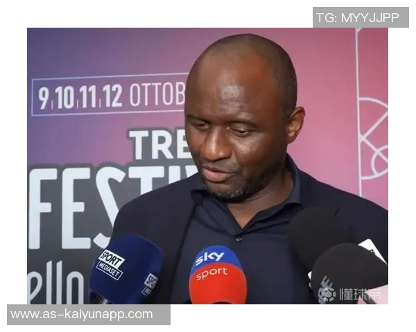 维埃拉盛赞阿森纳实力提升直言球队有望争夺英超冠军