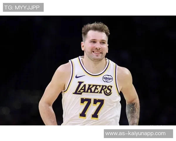 东契奇生涯第八次豪取45分10篮板5三分创历史新高超越哈登独享第一